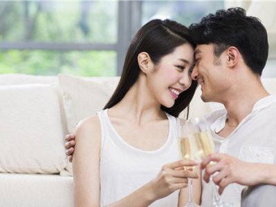 如何挽回夫妻感情？（15个实用方法教你成为更好的伴侣）