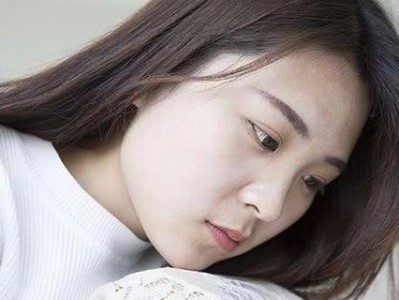 以坚决分手还不复合女友的心理探析（解读从分手到复合的内心斗争与心态变化，）