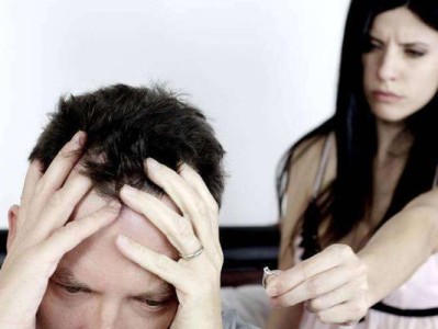 如何挽回分手的男友？（成为更好的女人，让他重新爱上你）