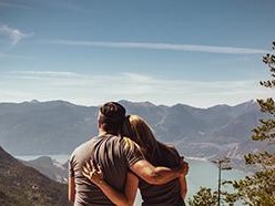 夫妻吵架离婚如何挽回？（情感危机下的应对策略和实用技巧）