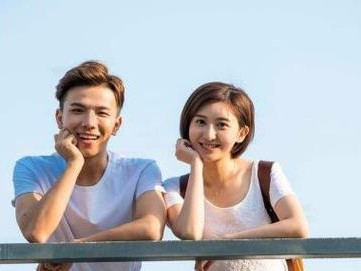 成功挽回新欢的心——离婚后的关系重建（如何让你们的爱情重新燃起，重建信任和感情？）