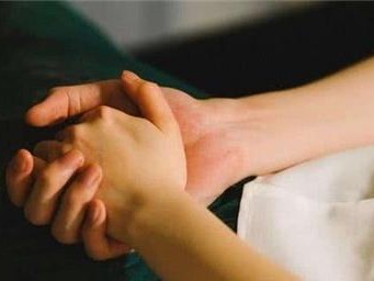 男友变心后如何挽回？（用这些方法，让他重新爱上你）
