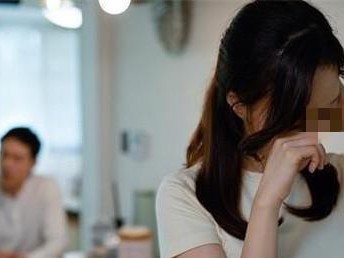 出轨被发现，如何挽回婚姻？（挽回婚姻的方法和技巧，让你找回幸福）
