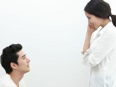 女友要分手，你该怎么挽回？（挽回女友的有效方法，让你再次拥有幸福）