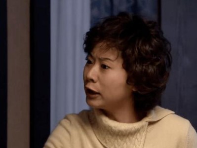 公婆同住，夫妻感情岌岌可危（以公婆同住为例，探讨家庭关系的矛盾与和谐）