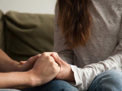 男生主动分手后的心理让他感到后悔，有何秘诀？（揭开男生分手后后悔的心理机制，让他重新回到你身边）