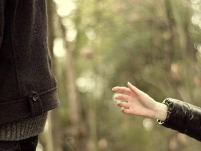 男人铁了心要离婚，如何挽回婚姻？（掌握心理技巧，化解矛盾重建信任）