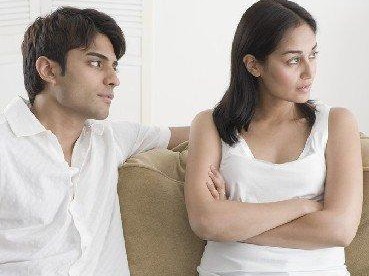 老公出轨了怎么办？聪明女人教你应对方法（当出轨成为现实，聪明女人如何应对？如何重建婚姻关系？）