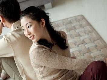 家庭情感故事（一个女人的爱与坚守，给家庭带来和谐与温馨）
