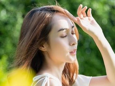 看女生是否喜欢你的15种表现