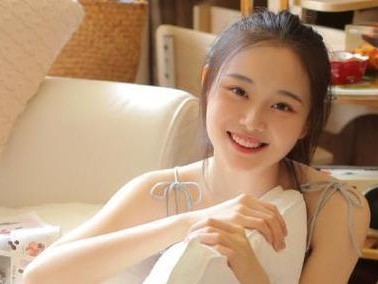 12星座女中最有挽回前任机会的是TA们！（解析星座特质，找寻挽回前任的“金钥匙”）