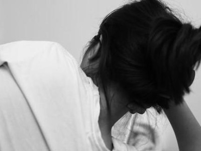 老婆出轨一年了，还能挽回吗？（如何应对婚姻危机，保住幸福家庭）