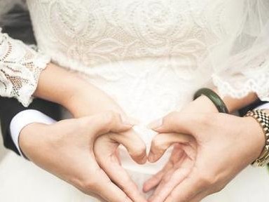 如何挽留男朋友不愿意结婚的局面？（男友提出不想结婚，该如何应对？）