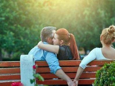 如何挽回老公？（15个方法教你重拾婚姻之路）