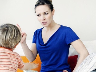 孩子该如何面对父母离婚？（掌握正确方法，帮助孩子化解困境）