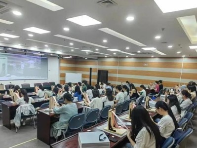 为什么懂得思考的坏女人更抢手？（探究坏女人的吸引力，从思考能力入手）