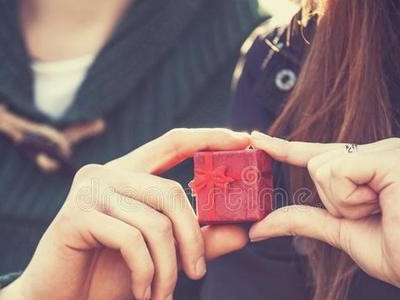 分手的物质原因（从金钱到物品，分手原因一览）