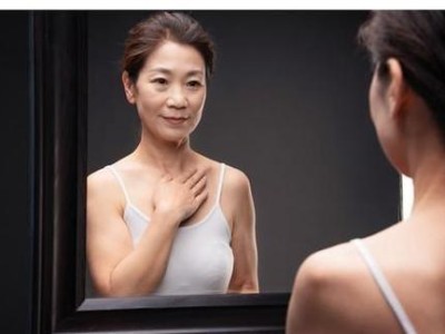 如何化解中年危机中的夫妻关系（中年危机应对指南，七个步骤帮你重拾美好家庭生活）