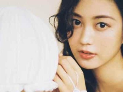 分手了怎么办？教你挽回前任（以前女友分手了，这些方法帮你重回她的心里）