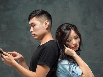 挽回多年女友的爱情（以移情别恋为起点，重燃激情的秘诀）