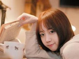 如何追求巨蟹座女生？（掌握关键技巧，赢得她的芳心）