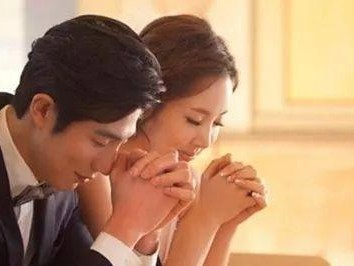 男人铁了心要离婚，如何挽回婚姻？（情感危机下的夫妻关系，亲密关系缺失的症状与解决方法）