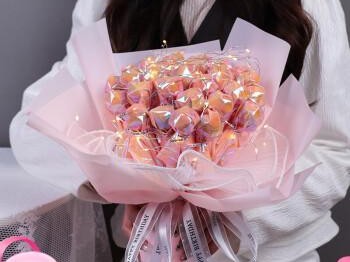 用心制作，挽回爱情（手工花束撩动男友心弦，分分钟成为爱的女王）