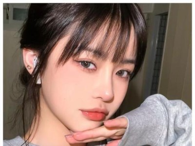 没有颜值的女生也可以充满魅力（如何打造自己的个性和气质）