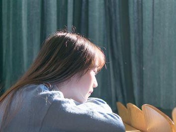 女人挽回爱情的有效方法（如何用正确的方法重燃爱情的火焰）