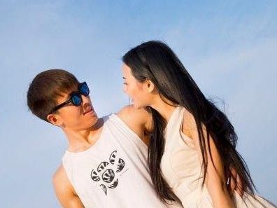 如何在挽回期间稳定女友情绪
