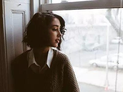 挽回男友的聪明女人从不做这样的事情（不要让你的挽回行动适得其反，聪明女人都知道该怎么做）